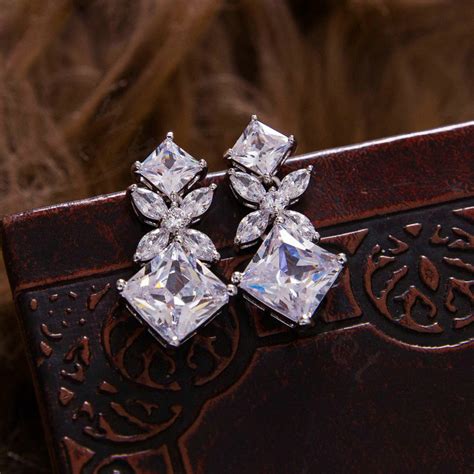 Buy Wholesale Luxury Banquet Wedding Jewelry Sets Blocks Flower