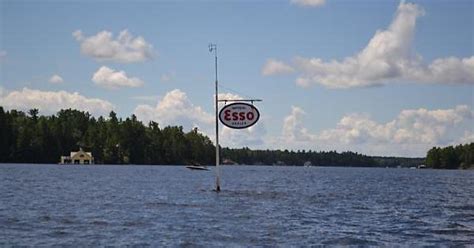 Bad Economy Has Made My Local Gas Station Go Under Water The Owners