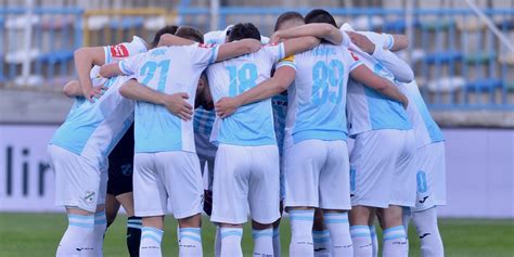 Lokomotiva Rijeka Sa Etak Hnk Rijeka