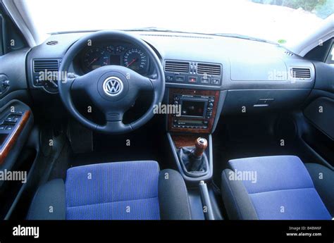 Silver Vw Bora Hi Res Stock Photography And Images Alamy