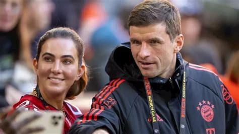 Push2facebook Thomas Müller Ehe Krise mit Lisa Bayern Star setzt ein