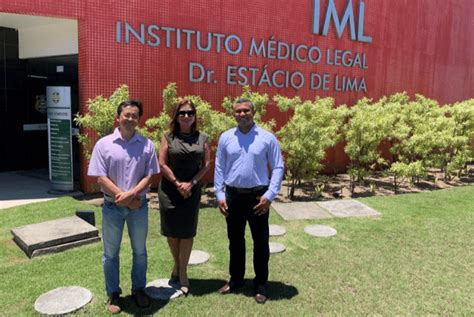 Em Visita Ao Iml De Macei Promotora De Justi A Fala Da Import Ncia Do