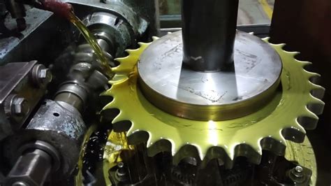 Gear Hobbing Process Youtube