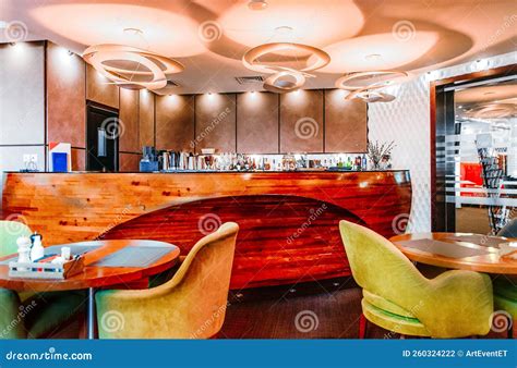 Barra De Bar De Restaurante Moderno De Lujo Foto De Archivo Imagen De