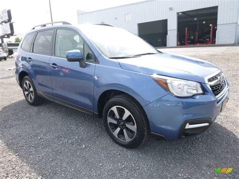 Quartz Blue Pearl Subaru Forester I Premium Photo