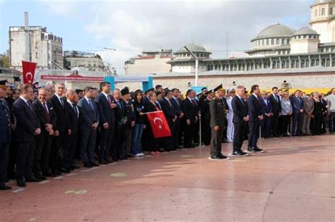 Stanbul Un Kurtulu Unun Y Ld N M Taksim De T Renle Kutland