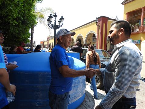 ENTREGAN TINACOS Guanajuato Sur Noticias