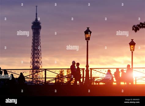 France, paris, Pont des arts at Sunset Stock Photo - Alamy