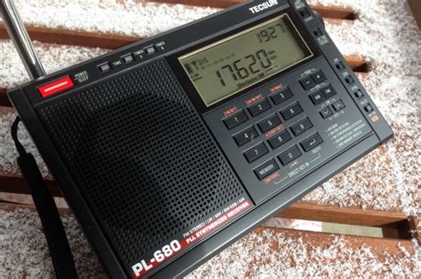 A review of the Tecsun PL-680 with reader survey results | The SWLing Post