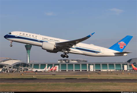 B Ce China Southern Airlines Airbus A Photo By Gz T Id