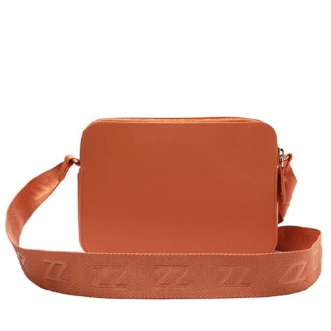 Bolsa Tiracolo Média Injetada Brizza Arezzo Laranja