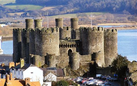 Conwy Castle - Britain's Castles