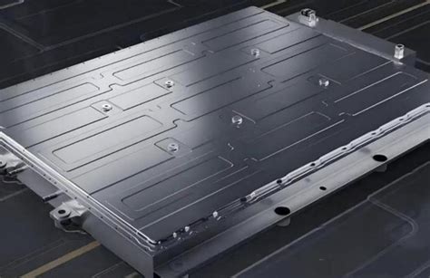 huawei patents   solid state battery   miles range arenaev