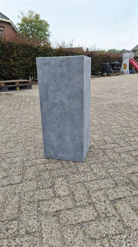 Sockel Aus Geschliffenem Blaustein X X Cm Eliassen Home