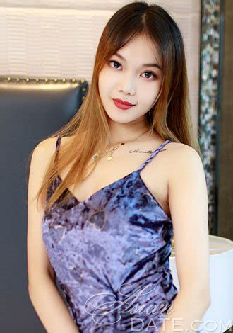 Beautiful Asian Member For Romantic Companionship Lingyan From Chengdu