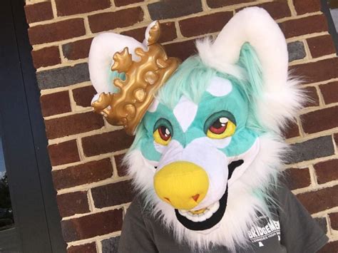 Happy Fursuit Friday🐾 Furry Amino