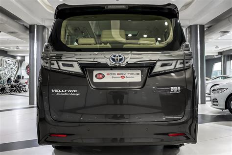 Toyota VELLFIRE The Executive Lounge Price In India Specification Image