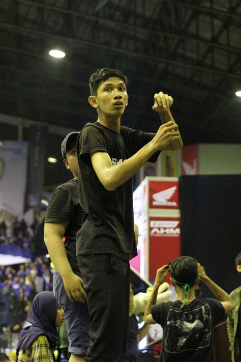 Fadhil Ramadhani Smanta Mania Jadi Ajang Solidaritas Siswa Di Sma 3