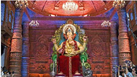 Lalbaugcha Raja 2023 Darshan Timings Photos Queues And Arrangements