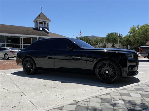 Black on Black [Rolls Royce Phantom] : r/spotted