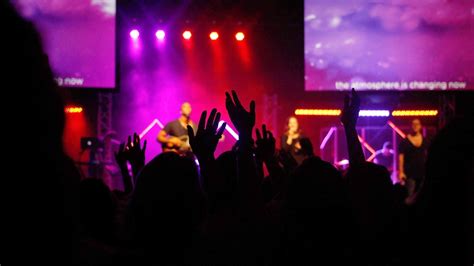 Watch Blondie: Live at the Enmore Theatre Streaming Online | Peacock