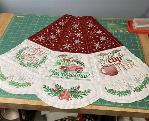 Customer Projects In The Hoop Christmas Tree Skirts Designs By Juju