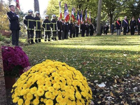 Caen Le Souvenir français rend hommage aux Morts pour la France Caen