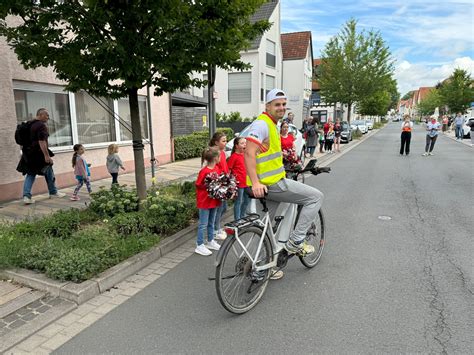 Start Km Lauf Und Km Staffel Eschathlon