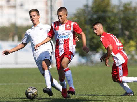 Jovan Šljivić novi fudbaler Crvene zvezde biografija | Mondo