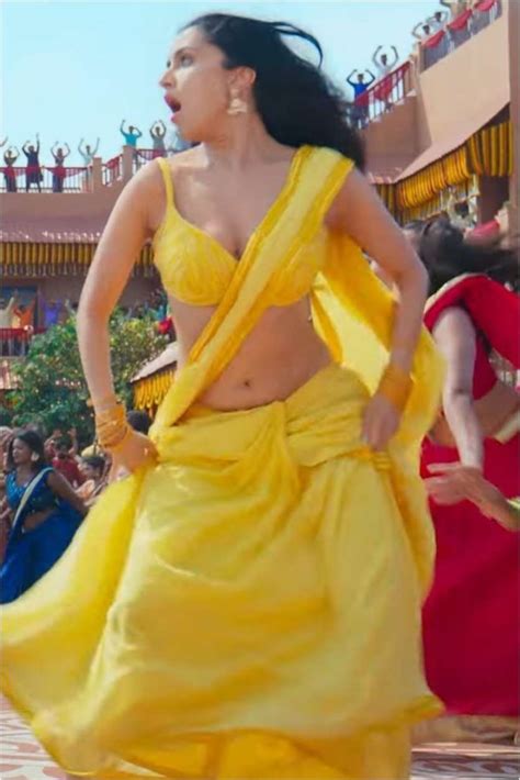 Shraddha Kapoor Takes Hotness To A Whole New Level In Tu Jhoothi Main