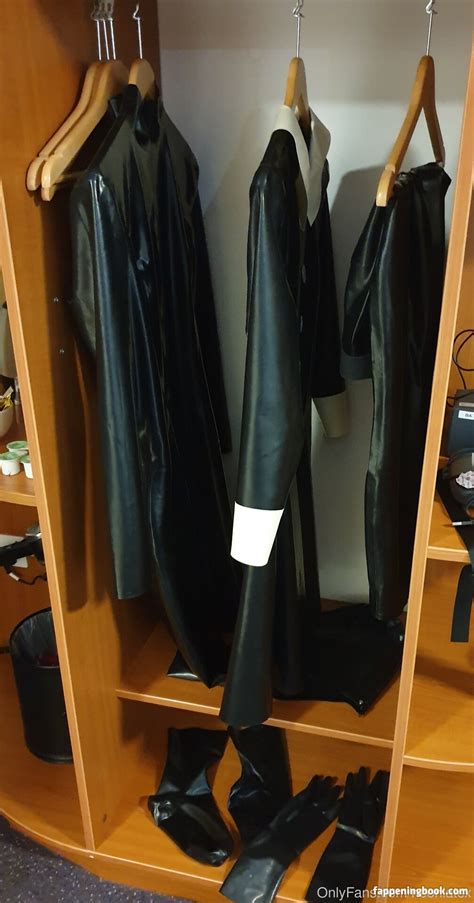 Neonlatex Nude OnlyFans Leaks Fappening FappeningBook