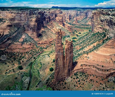 Spider Rock in Canyon De Chelly Stock Photo - Image of flora, tribal: 158997674