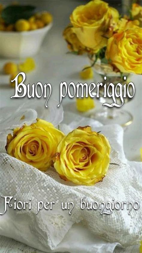 Pin By Susanna Gatto On Buon Pomeriggio Yellow Roses Yellow Cottage