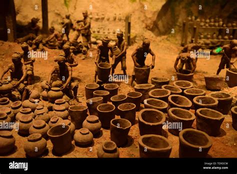 Pottery Process Hi Res Stock Photography And Images Alamy