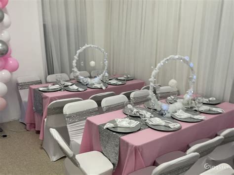 Elegant Banquet Room for 100 People | Rent this location on Giggster