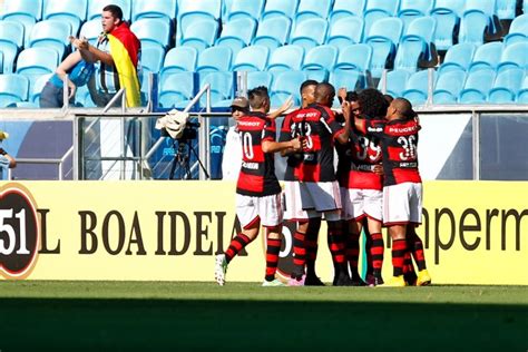 NY Times Flamengo é um dos poucos times brasileiros capazes de pagar