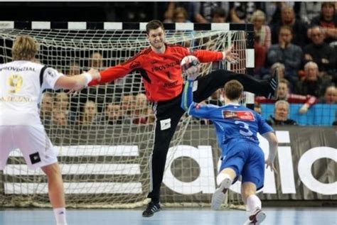 Liga Mistrzów piłkarzy ręcznych THW Kiel zagra w Kielcach przeciwko