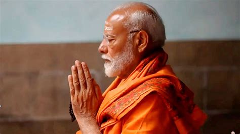 In Pics Pm Modi Meditates At Vivekananda Rock Memorial In Kanyakumari