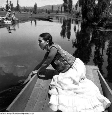 15 Fabulous Frida Kahlo Moments In Rarely Seen Photographs Frida