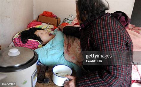 Mom Passed Out On Bed Photos and Premium High Res Pictures - Getty Images