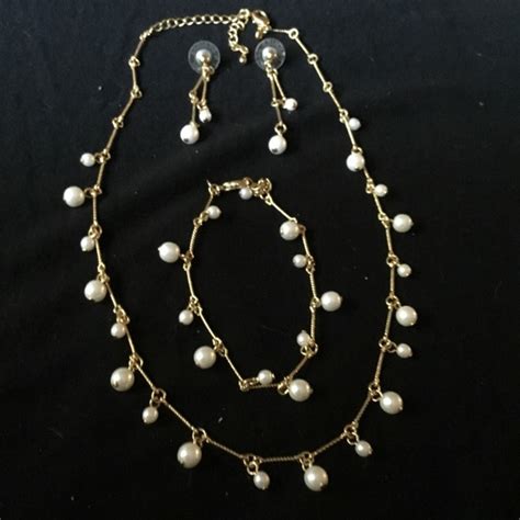 Jewelry White Pearl Necklace Earring Bracelet Set Poshmark