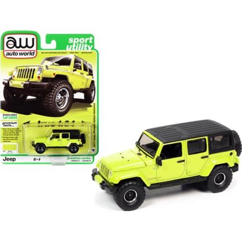 Autoworld 64322 Awsp077a 3 In 1 64 Scale 2017 Jeep Wrangler Sahara
