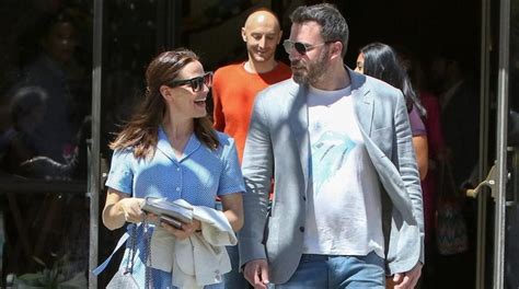 Ben Affleck Es Captado Muy Cari Oso Con La Madre De Sus Hijos