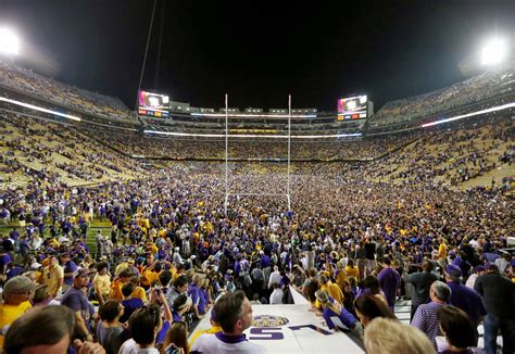 10 best stadiums in college football