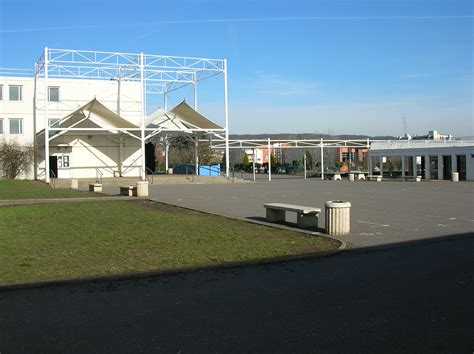 Le collège en photos COLLEGE WANDA LANDOWSKA DE ST LEU LA FORET