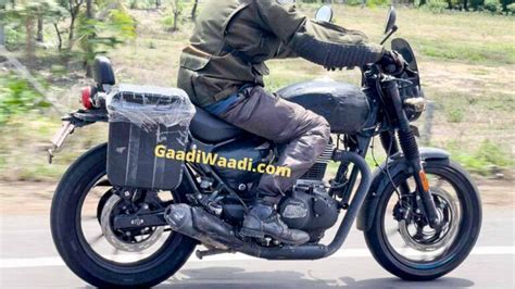 Royal Enfield Hunter 350 Accessories Spied Ahead Of Launch