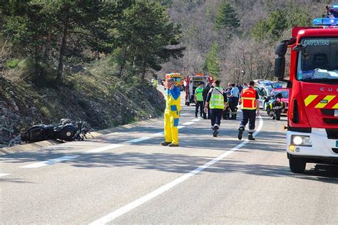 Vaucluse Monieux Deux Motos Se Percutent Deux Morts Et Deux Bless S