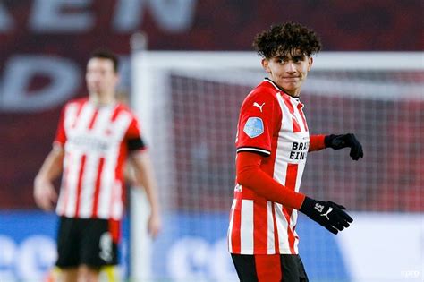 Transfernieuws Psv In Gesprek Met Ledezma Over Nieuw Contract