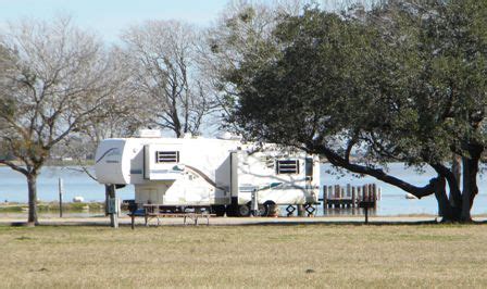 Camp on Lake Texana | RV Parking