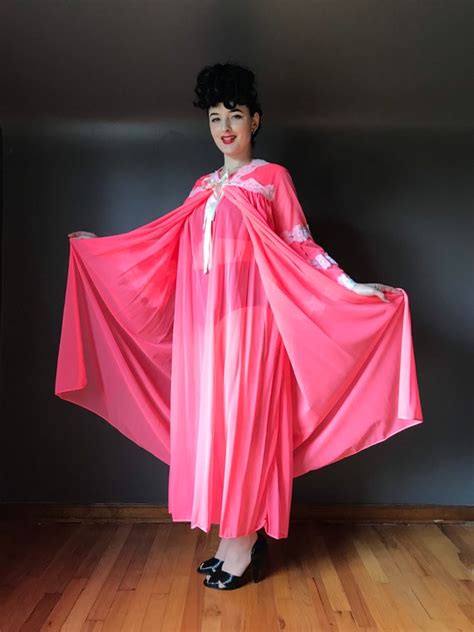 Vtg S Hot Pink Night Gown Hostess Dress Neglige Gem